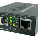 MODEM ETHERNET OVER VDSL2   PLANET Usado